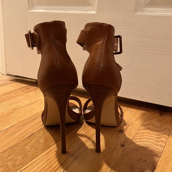 Steve Madden heels - Picture 3 of 4